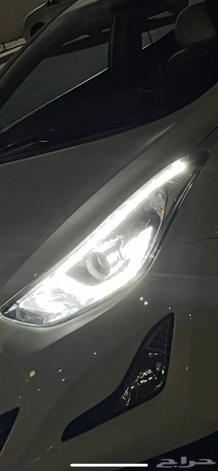 شمعة هيونداي النترا ليد 2015 0