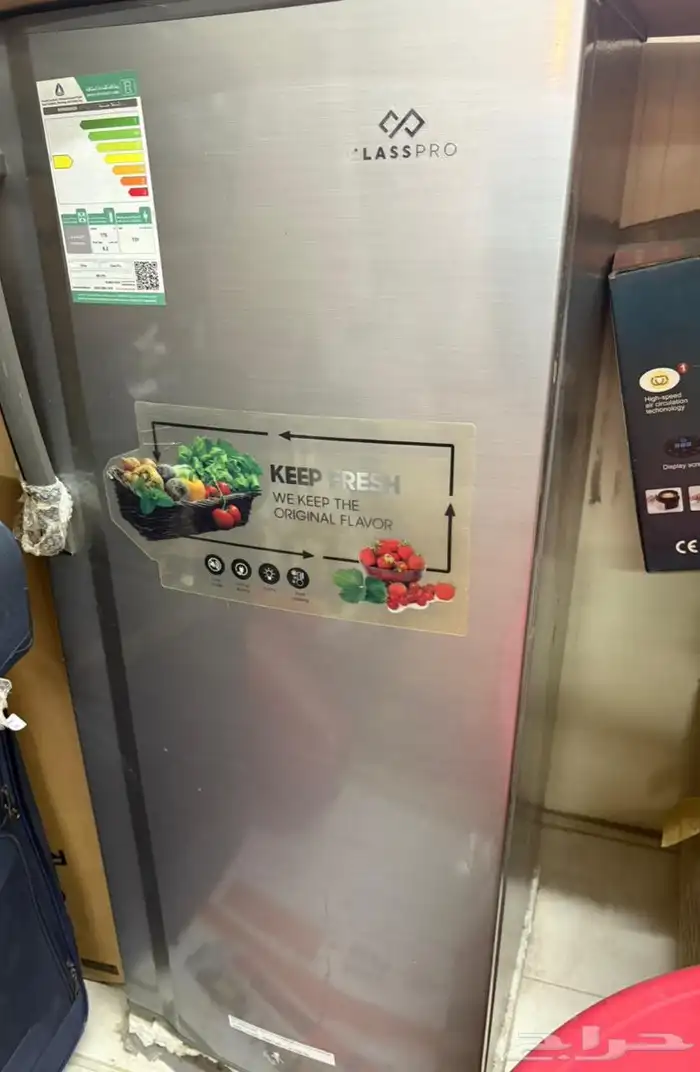 ثلاجة للبيع جديده تواصل 0