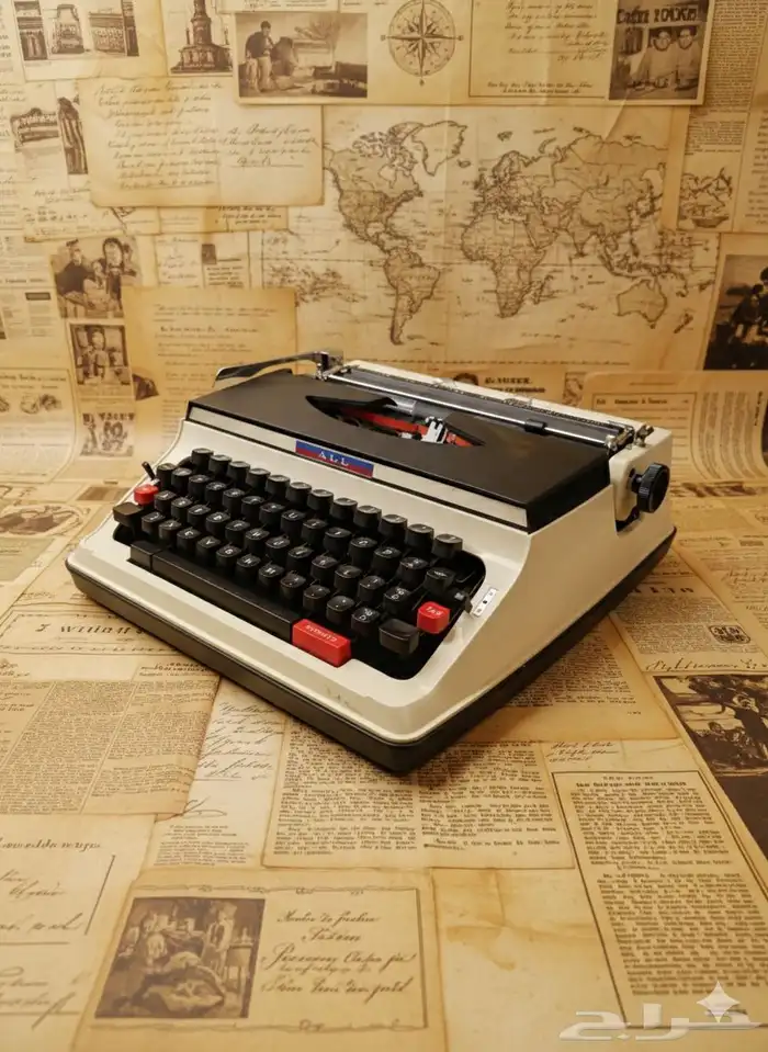 آلة كاتبة - تحفة أثرية نادرة جدا للباحثين عن التميز 1
