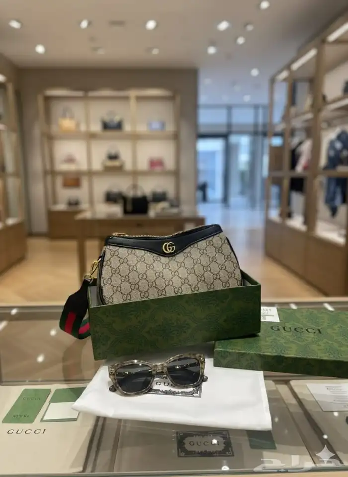 شنط وأحزمه نسائيه ماراكات مختلفه وأسعارمتفاوته 7