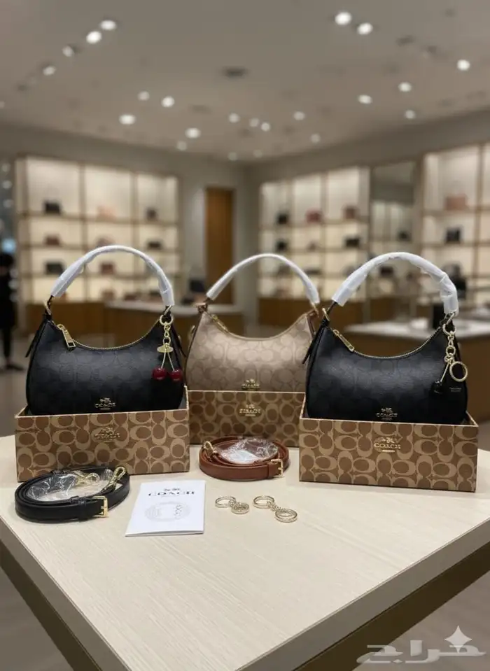 شنط وأحزمه نسائيه ماراكات مختلفه وأسعارمتفاوته 6