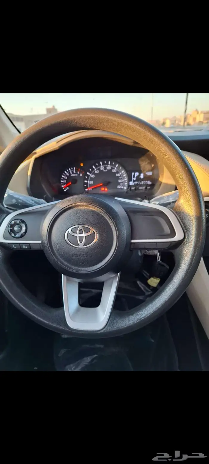 للبيع يارس 2023 2