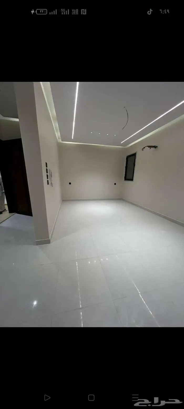 للبيع شقة دور ثاني حي الاندلس اربع وصاله ب385الف 2