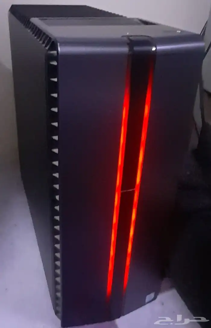 كمبيوتر العاب للبيع 0