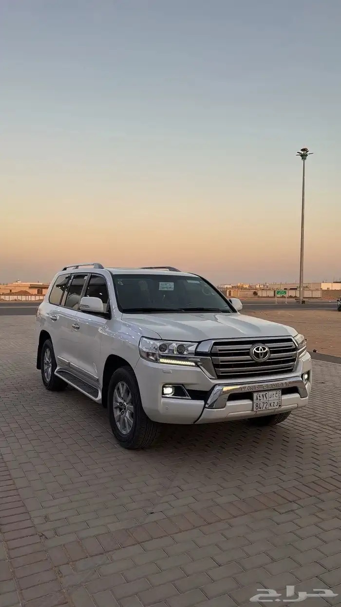 جيب لاندكروزر 0