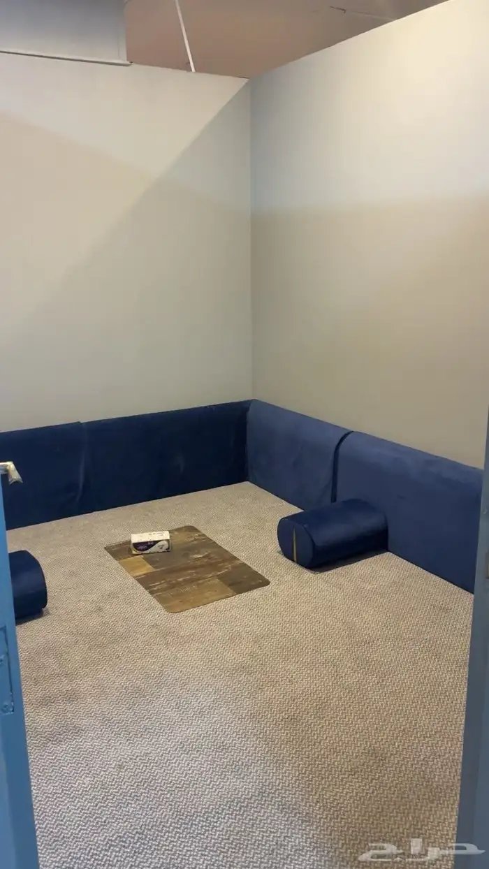 الديوانية للبيع أو تقبيل 2