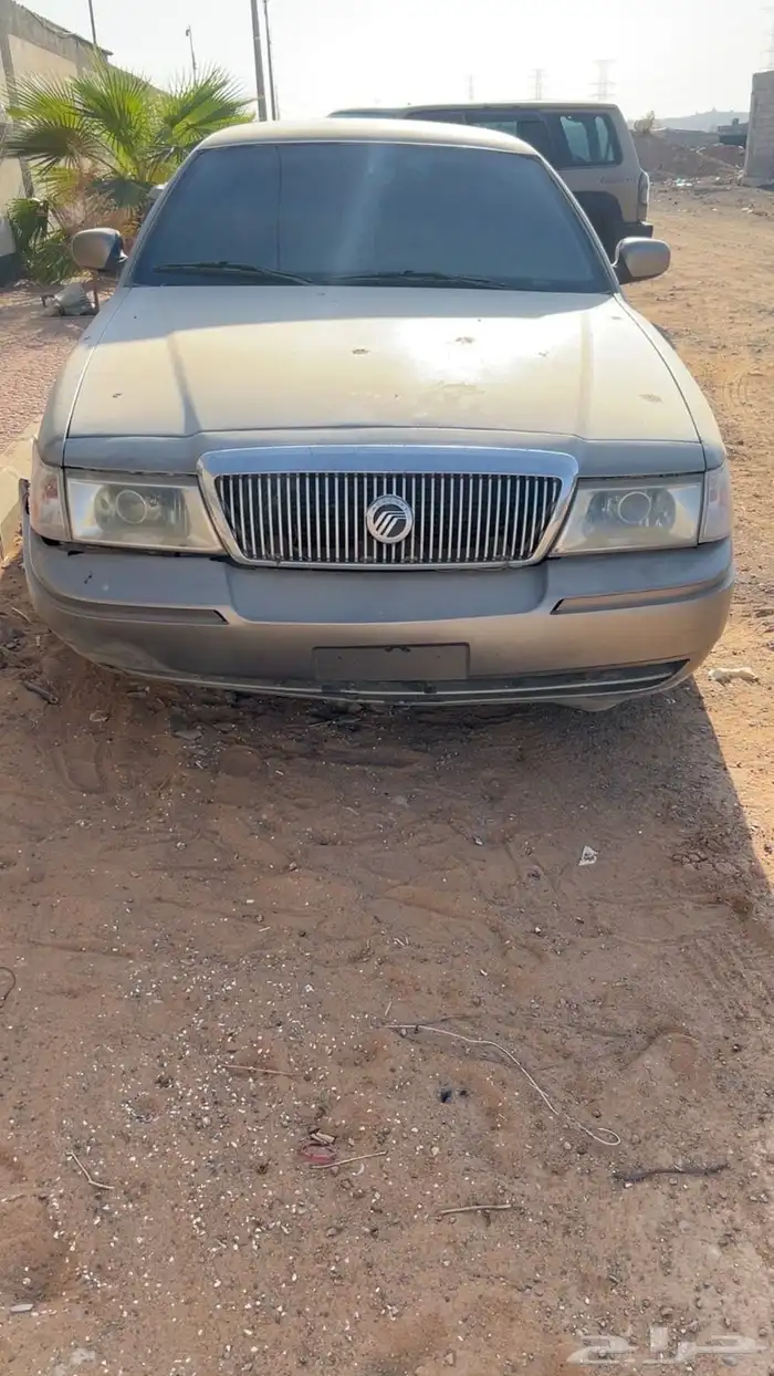 فورد ماركيز للبيع (قطع فقط) كل شي توب فيها 0