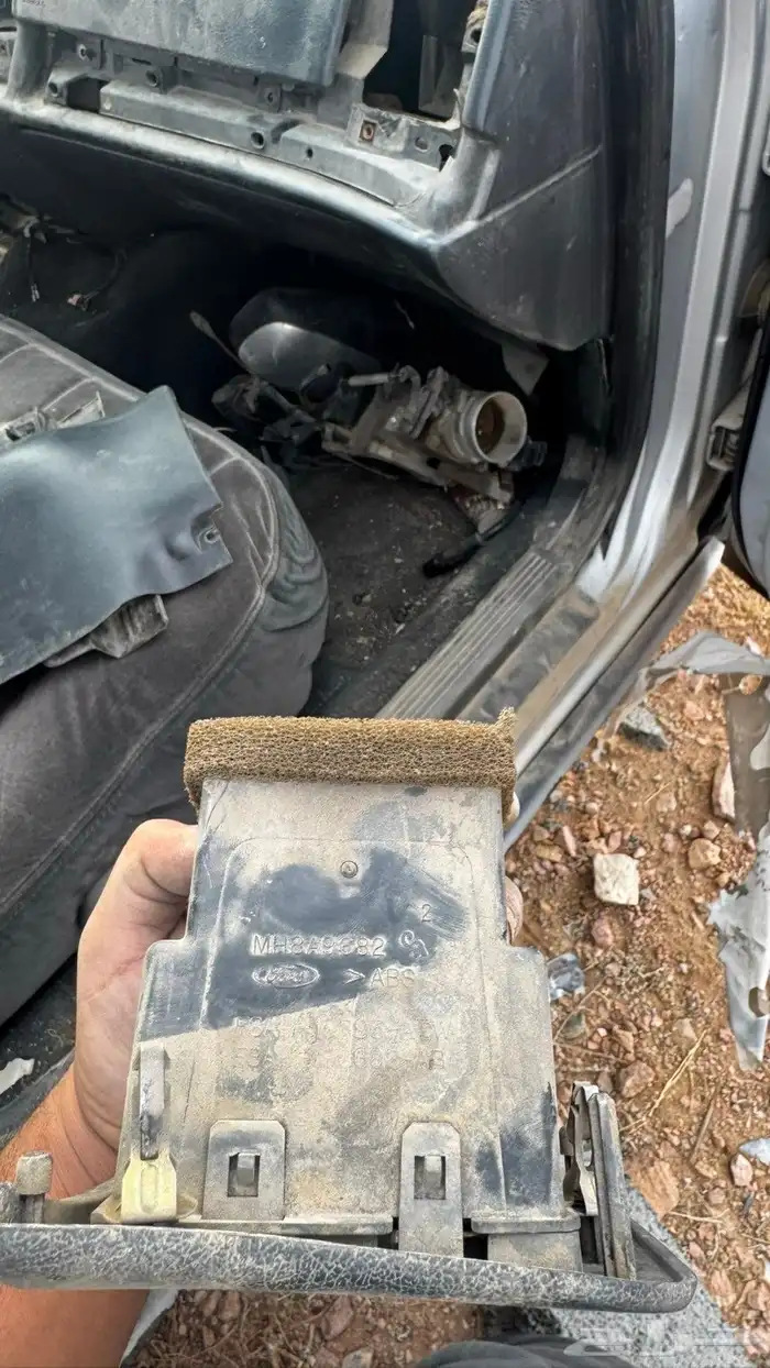 قطع فورد فاكتوريافورد من98 الا 2002 0