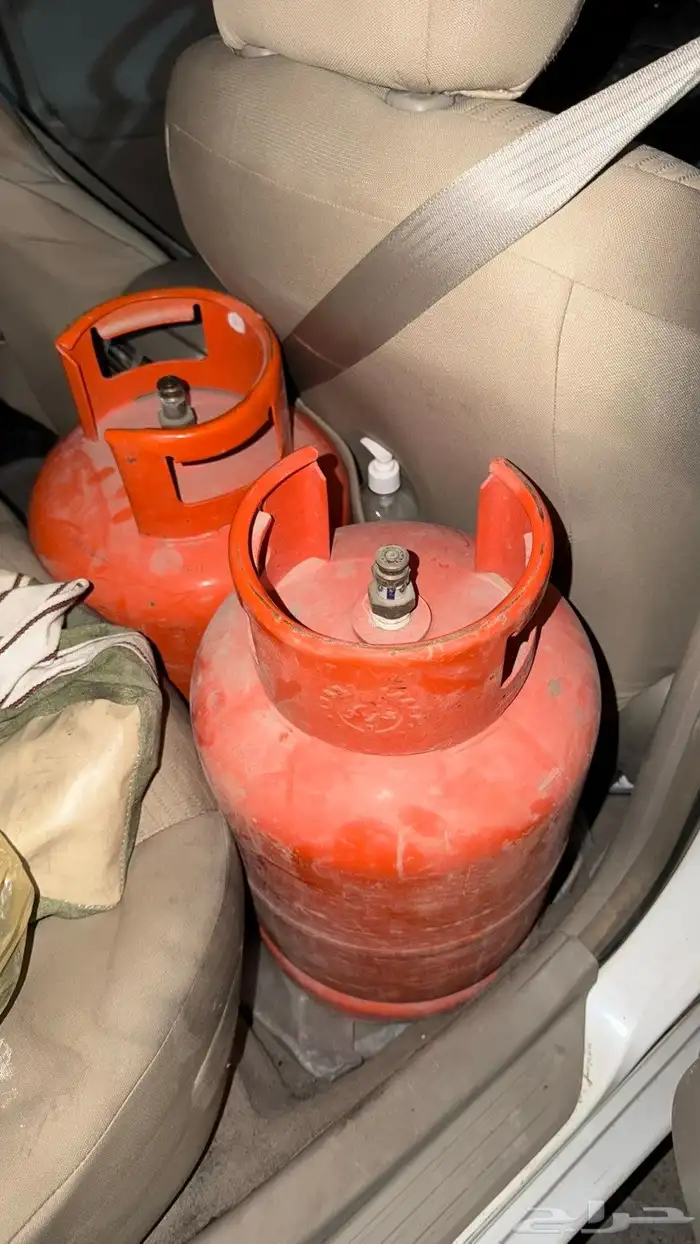 دبتين غاز للبيع الحبة ب 160 0