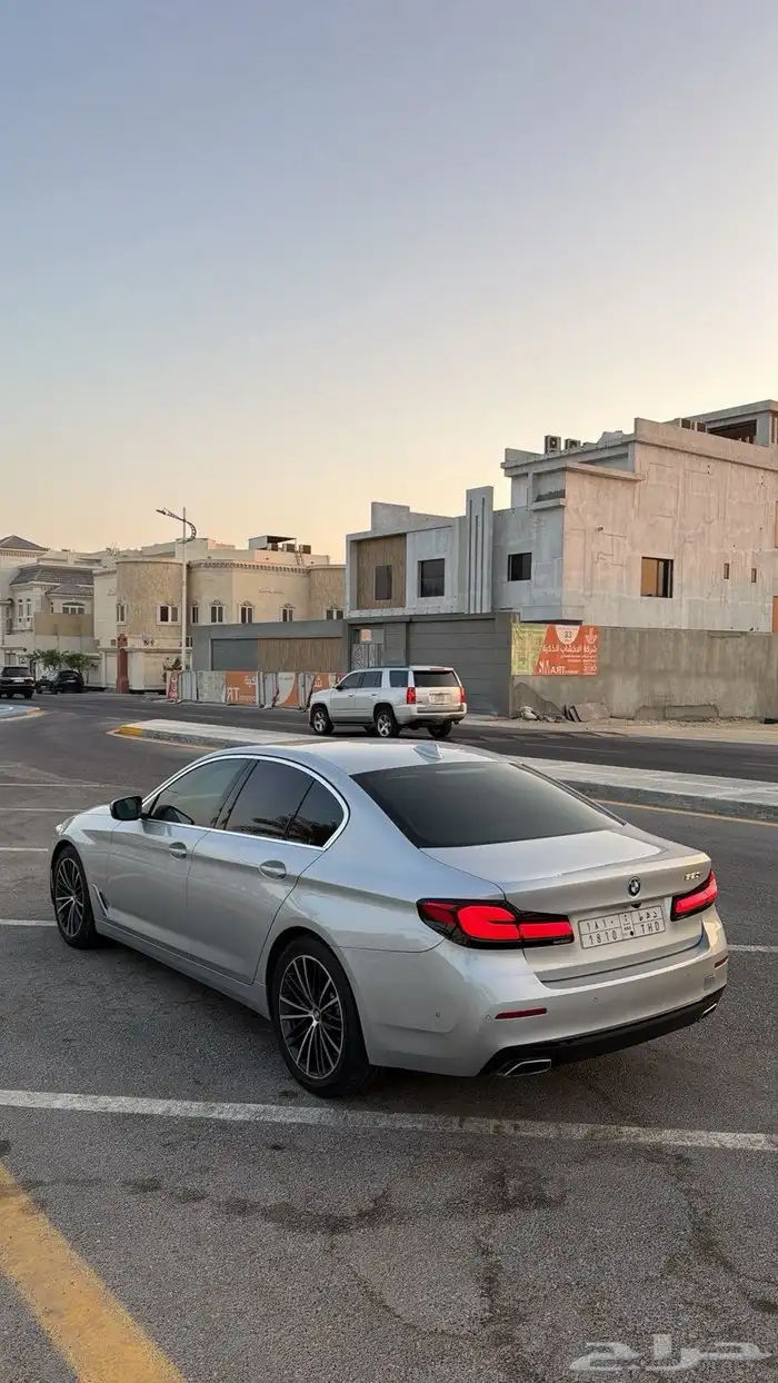 بي ام دبليو الفئة الخامسة BMW 520i 2021 3