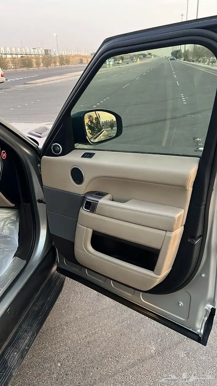 رانج روفر سبورت 17