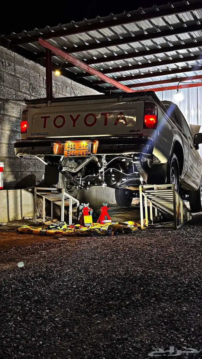 للبيع هايلوكس 2005 GLX 21