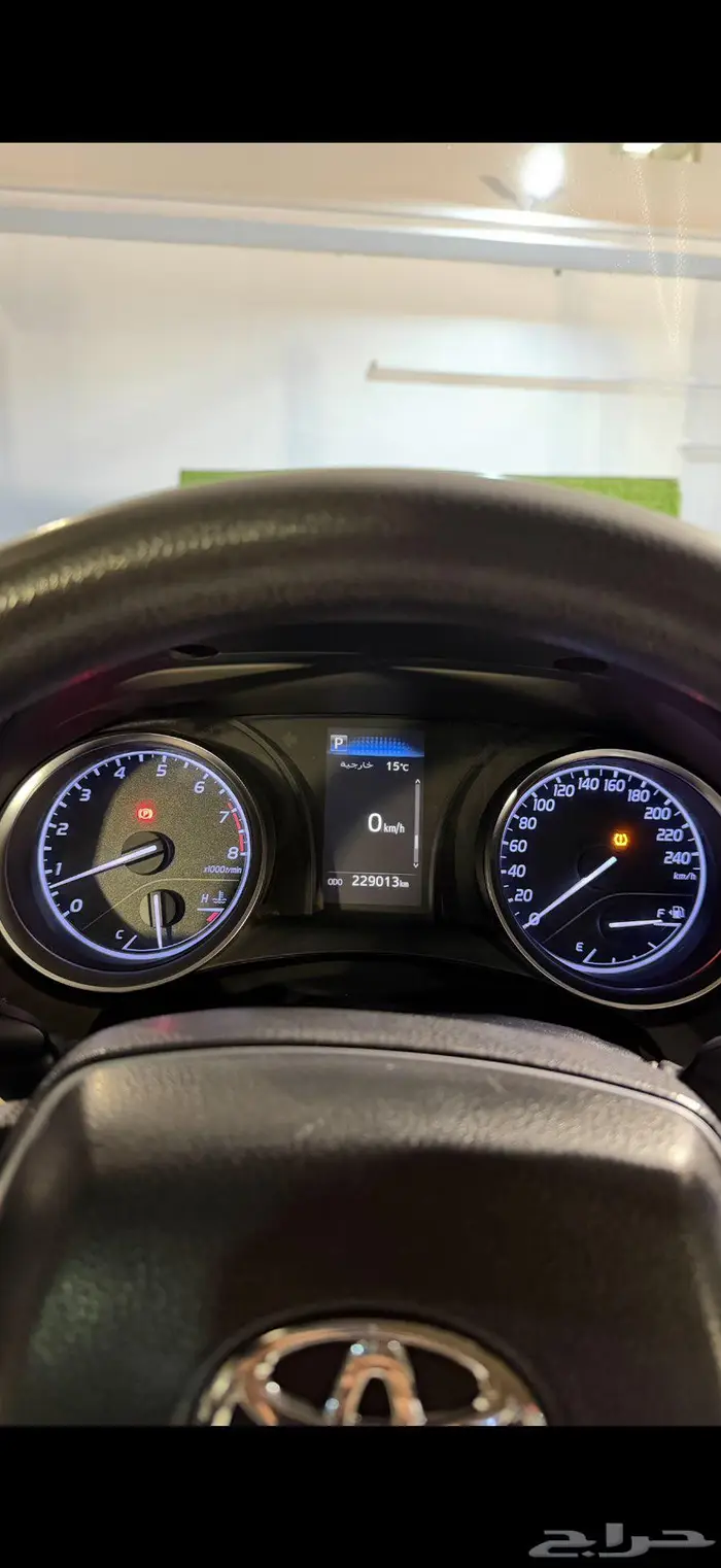 كامري 2019 ستنادر Le اللون بني غامق 1