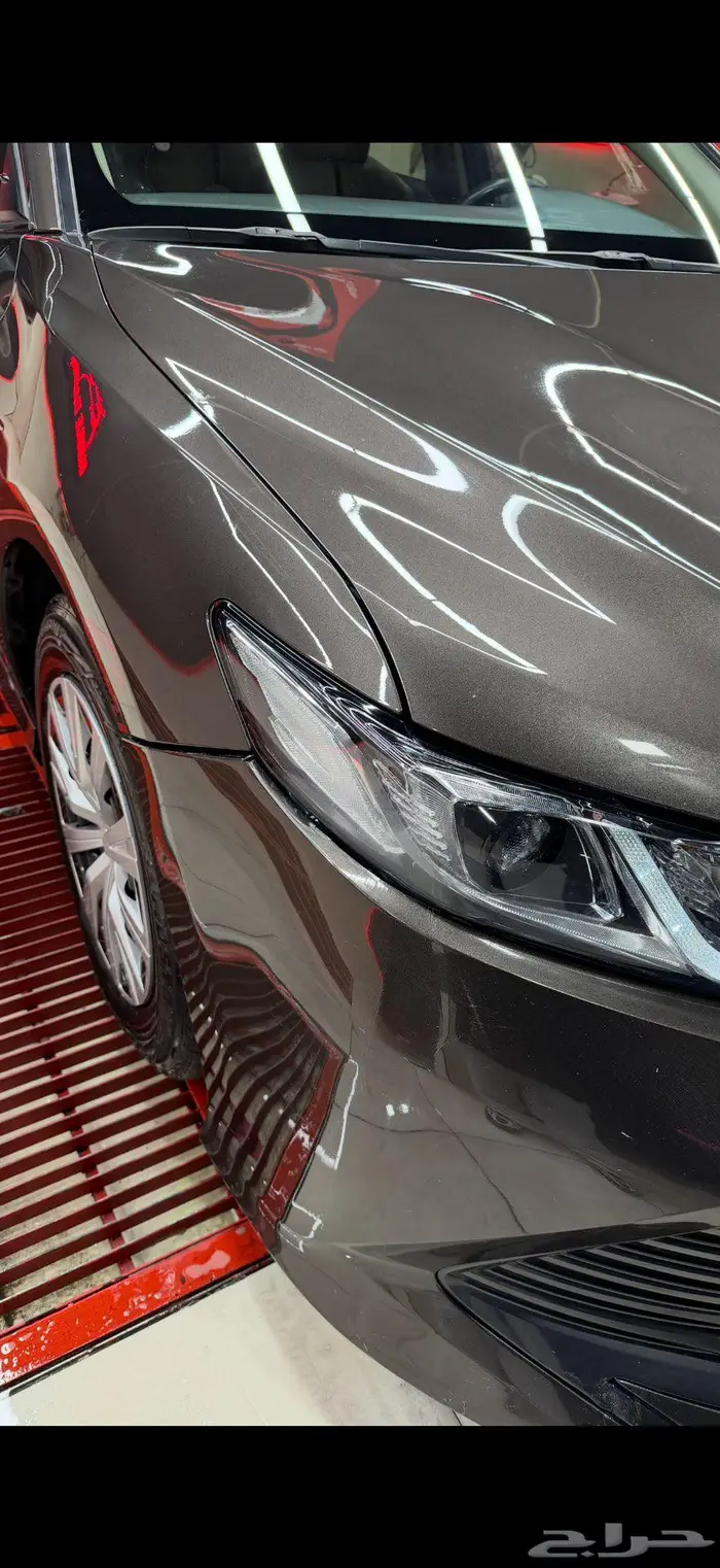 كامري 2019 ستنادر Le اللون بني غامق 11