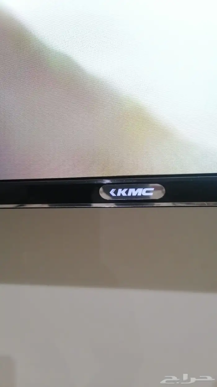 شاشه 70 بوصه اسمارت شبه جديده بي كيسه 7