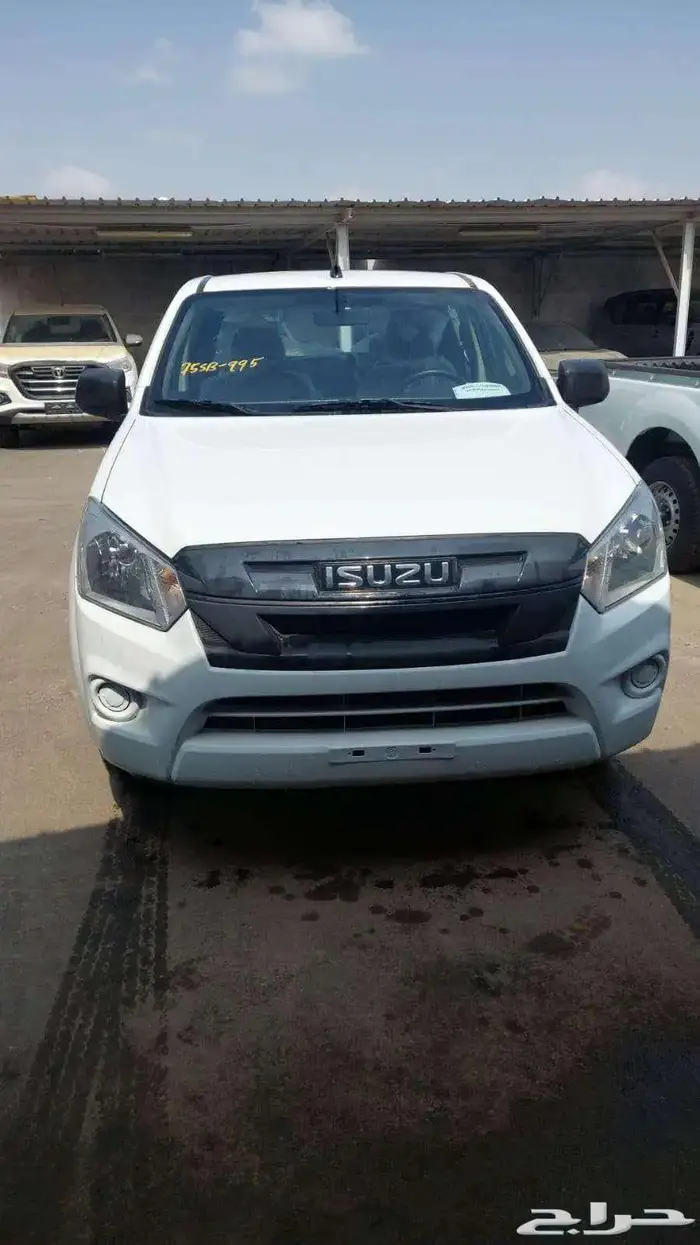 ايسوزو ديماكس غمارتين 2026 1