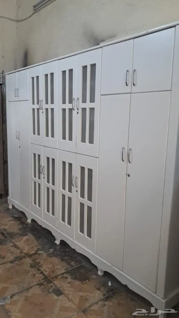 دولاب ملابس 1