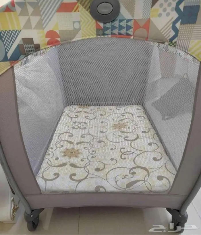 سرير أطفال للبيع 2