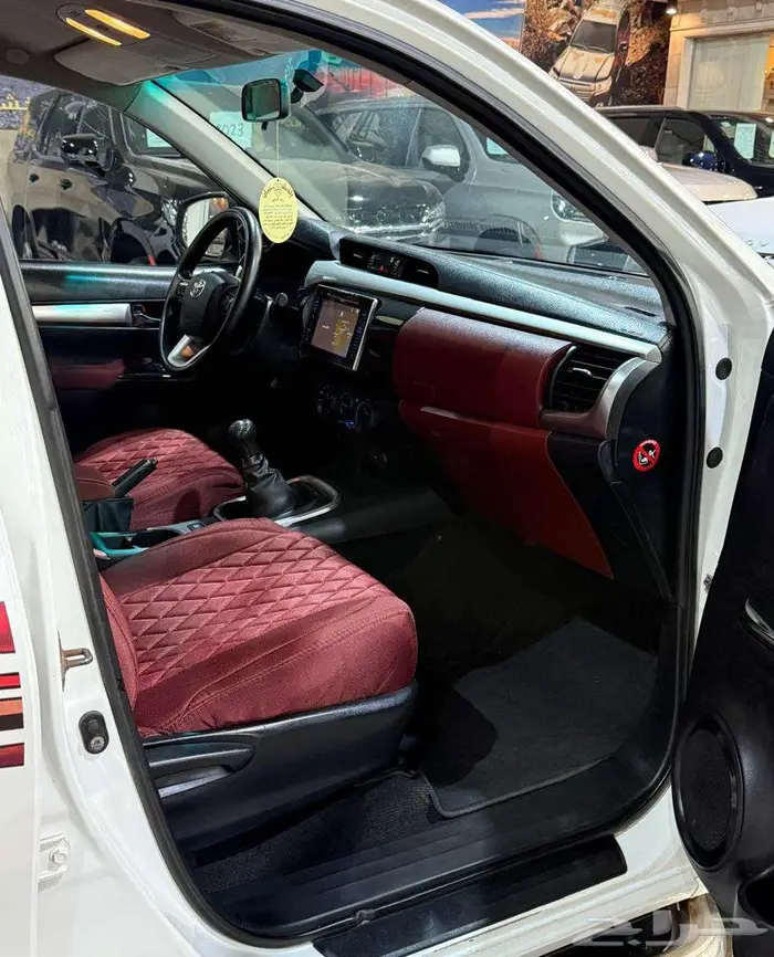 للبيع تويوتا هايلكس 2016 S-GLX فل أبشن سعودي بنزين 32