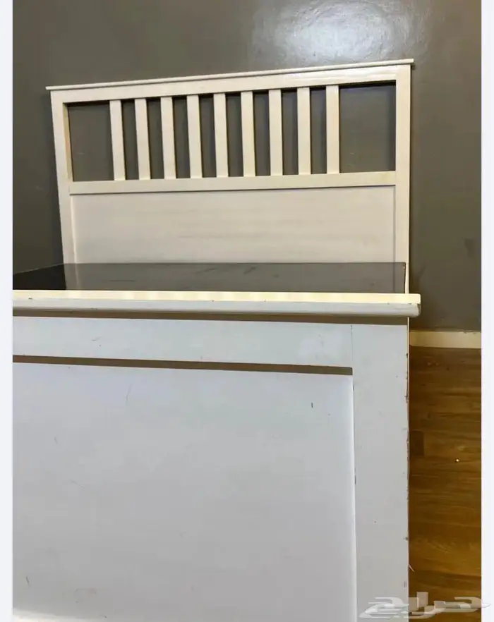 سرير نفرين 0