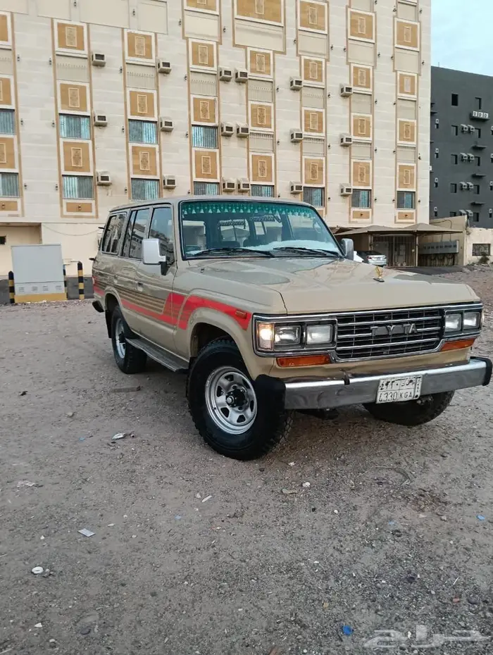 للبيع جيب موديل 89 مخزن ونضيف جدا 0