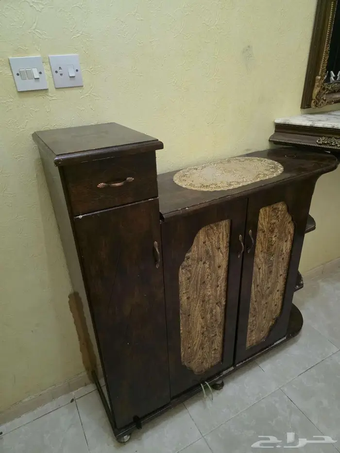 مراة مدخل وجزامة 3