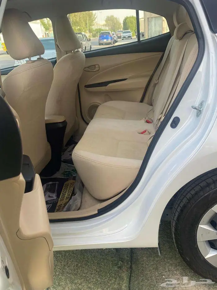 تويوتا يارس 2021 Y استخدام شخصي للبيع 32