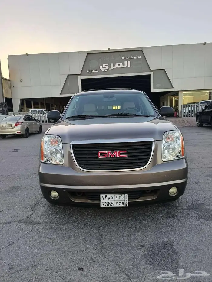 جي ام سي يوكن 2012 0