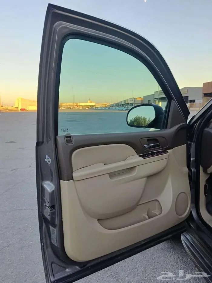 جي ام سي يوكن 2012 8