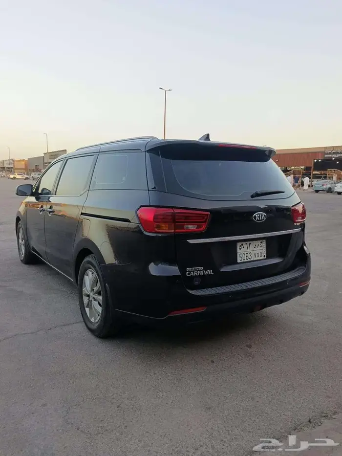 كيا كارنيفال 2019 6