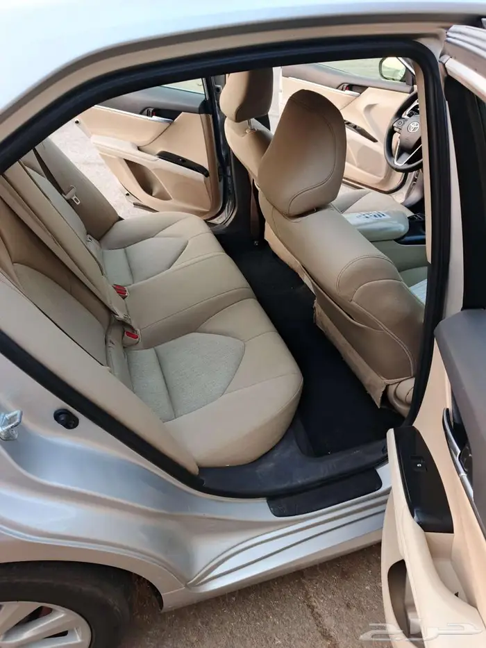 كامري 2018نظيفه وعلى الشرط والفحص 5