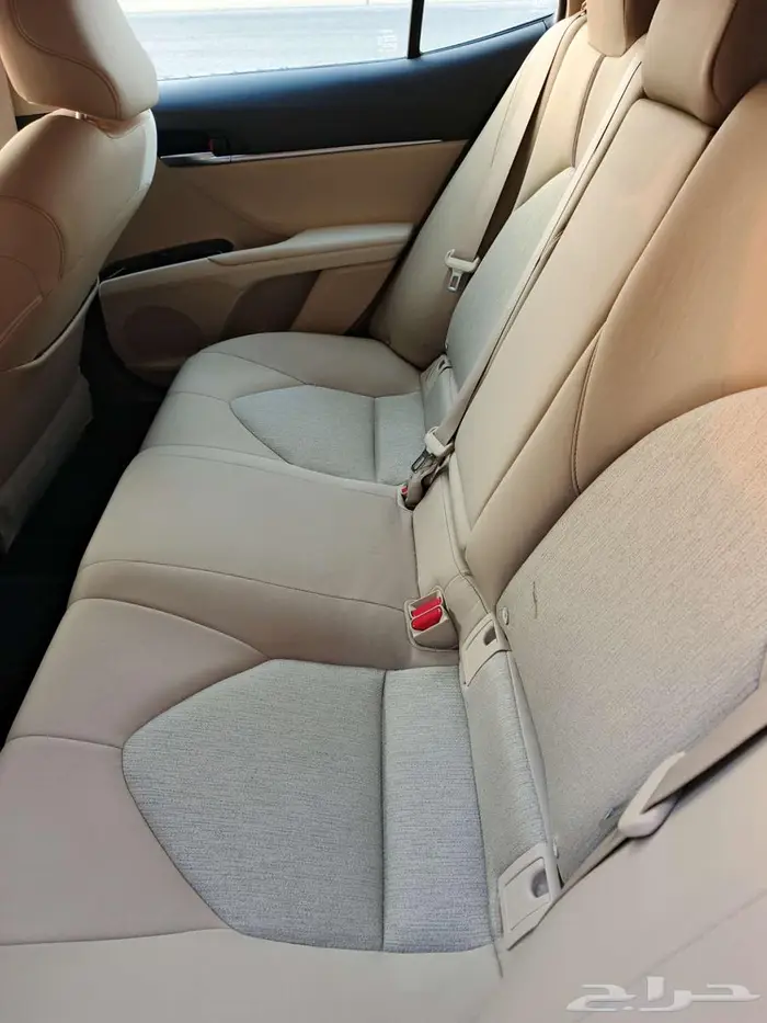 كامري 2018نظيفه وعلى الشرط والفحص 11