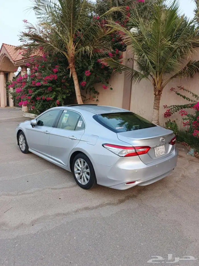 كامري 2018نظيفه وعلى الشرط والفحص 23