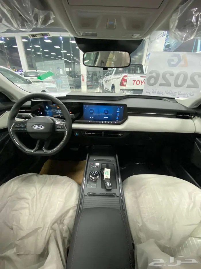 فورد تورس ترند 2026 اسود 10