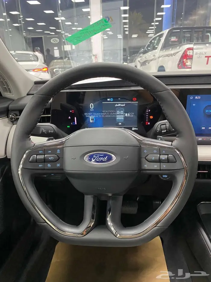 فورد تورس ترند 2026 اسود 5