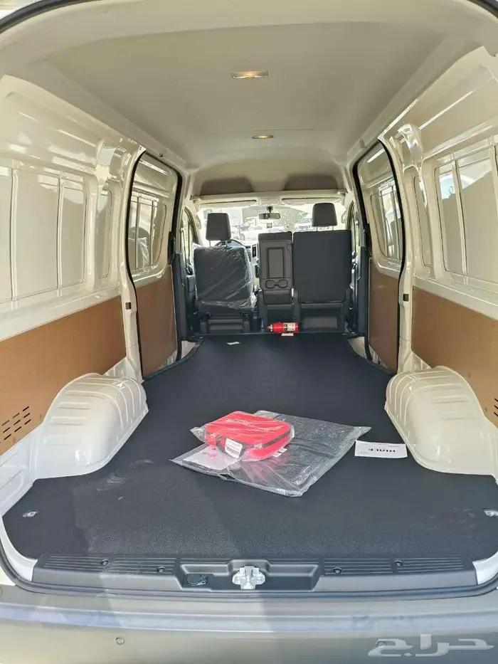 تويوتا هايس بضاعة سقف مرتفع موديل 2026 كاش واقساط باقل سعر 7