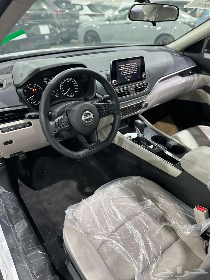 نيسان التيما ستاندر 2025 أنيقة من الداخل قوية جدا من الخارج 14