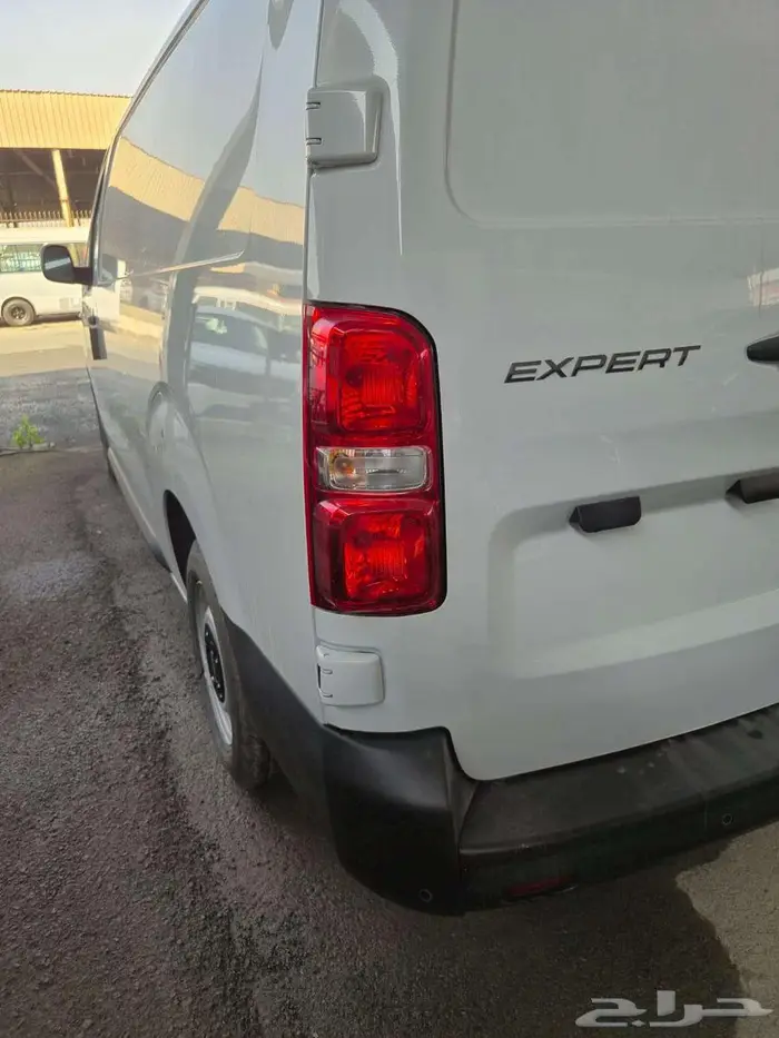 بيجو اكسبيرت بضاعة توماتيك 2025 اقل سعر كاش واقساط 5