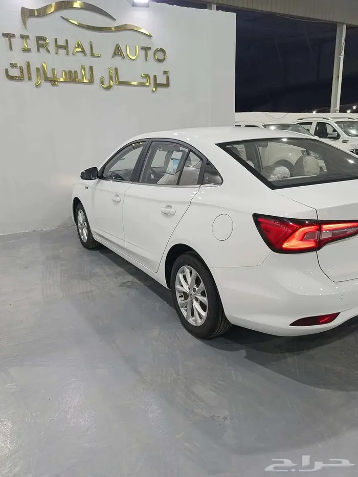 ام جي 5 ستاندر موديل 2025 كاش وتقسيط 5