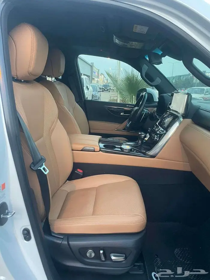 لكزسLX-600 سعودي BB-2023 21