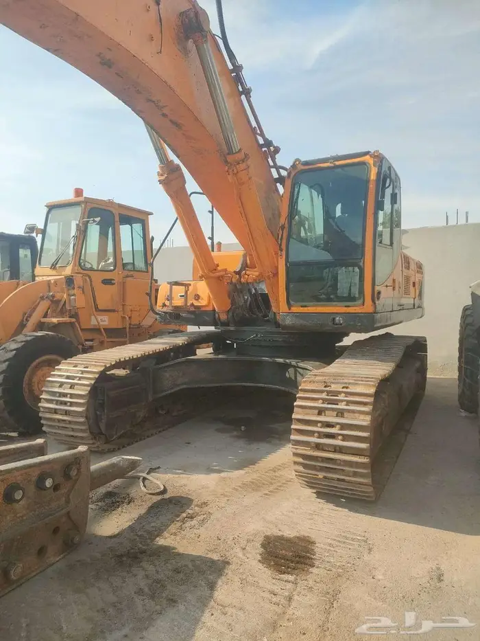 بوكلين حفار Hyundaiموديل Roblex480LC-9T للبيع مجهز شاكوش 3