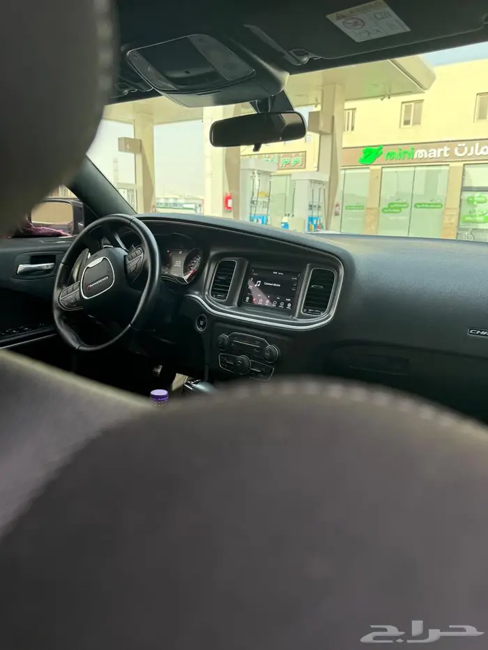 دوج تشارجر SXT 2021 8