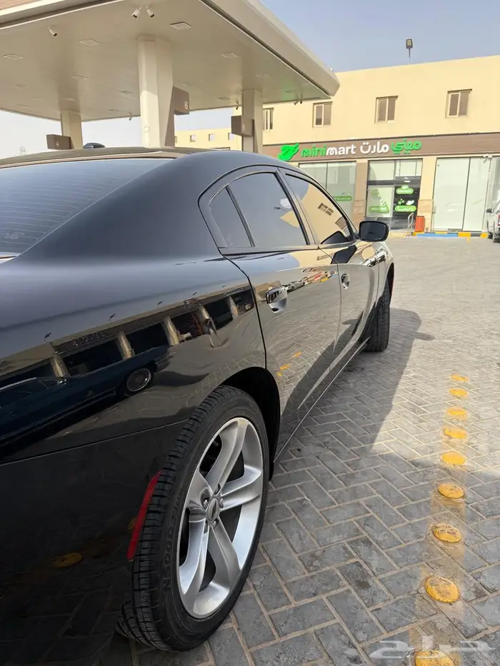 دوج تشارجر SXT 2021 13