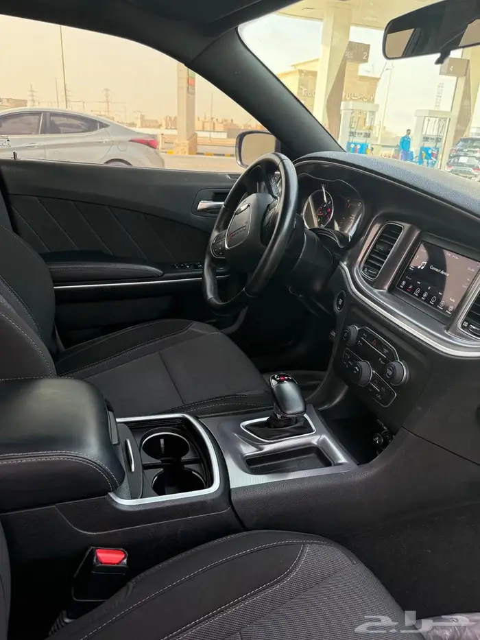 دوج تشارجر SXT 2021 16