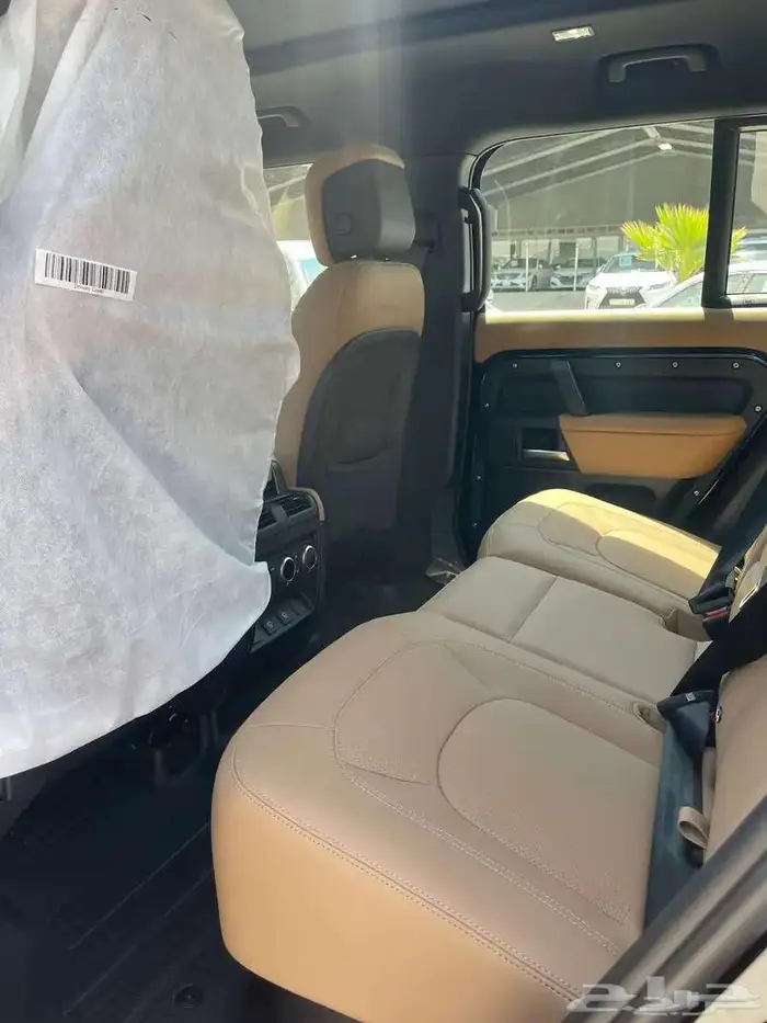 لاندروفر ديفندر 2026 سعودي 6 سلندر HSE بطاقة جمركية 7