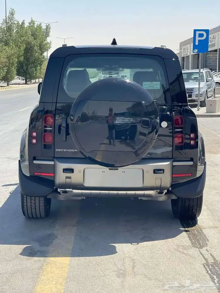 لاندروفر ديفندر 2026 سعودي 6 سلندر HSE بطاقة جمركية 2