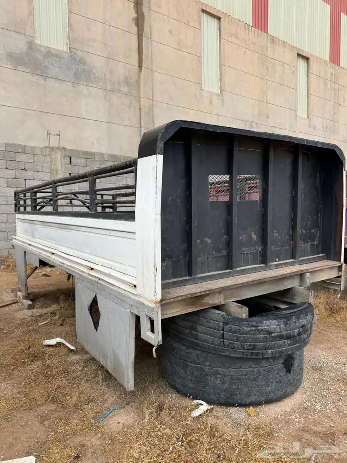 للبيع صندوق دينا قضيف 0