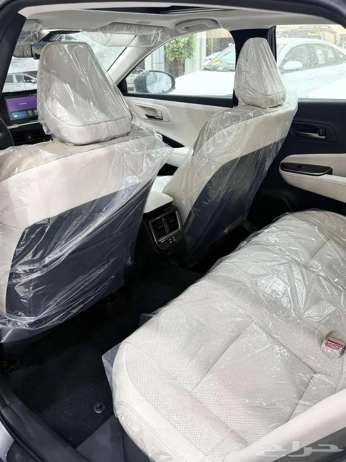 تويوتا كراون ( بريستيج ) موديل 2026 أقل الأسعار 27