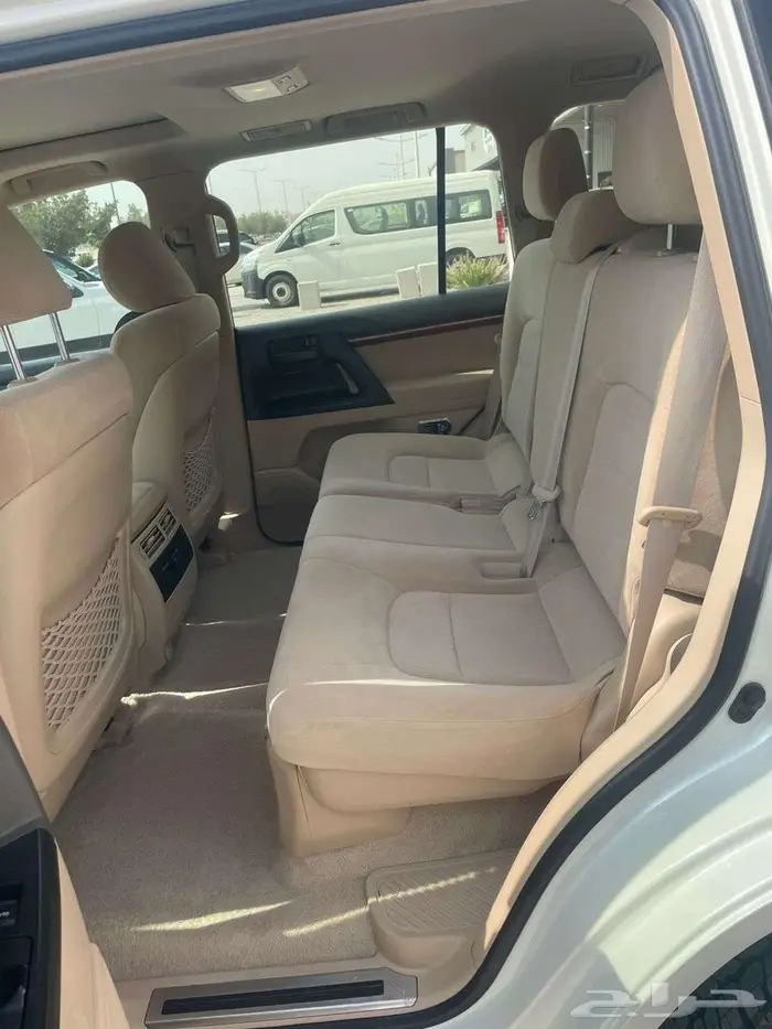 تويوتا لاندكروزر جي اكس ار 2014 فل كامل 22