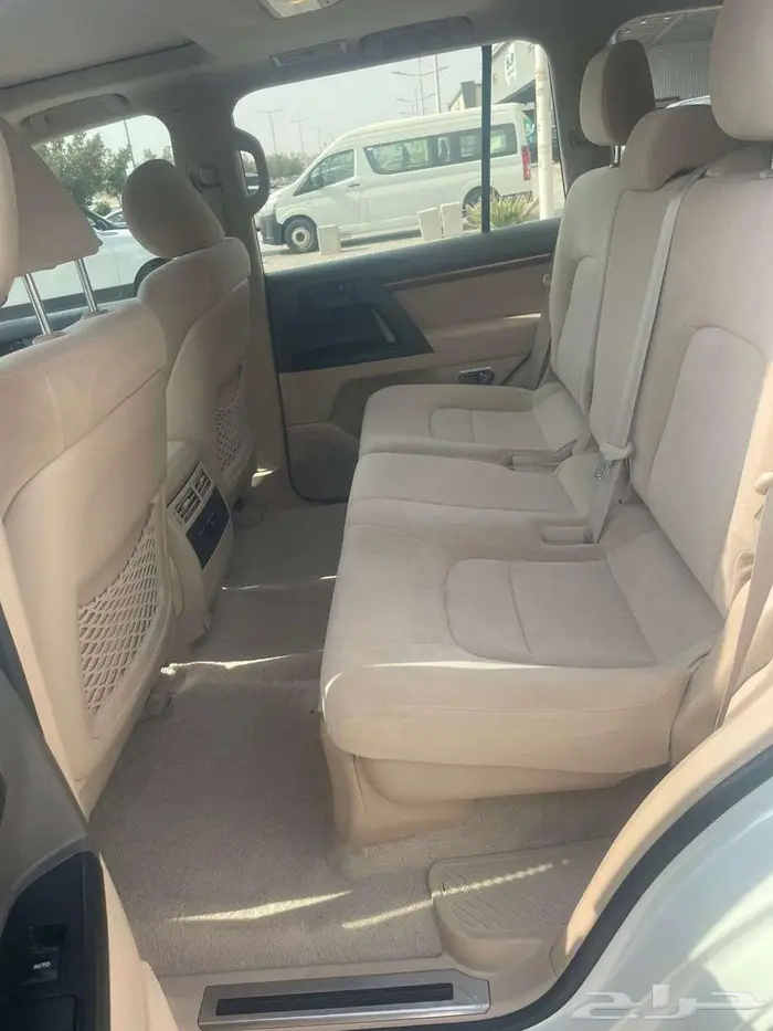 تويوتا لاندكروزر جي اكس ار 2014 فل كامل 20